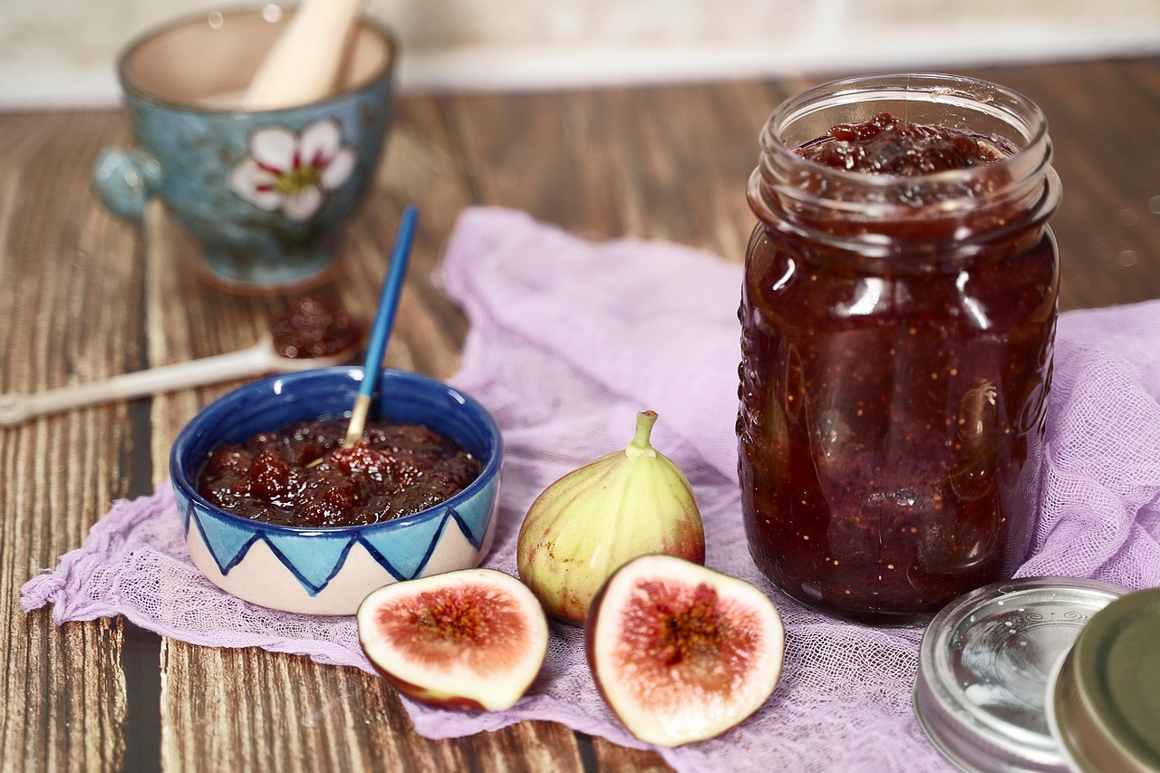 entdecken sie köstliche rezepte und vielfältige sorten von marmelade, perfekt für ihr frühstück oder als süßer genuss zwischendurch.