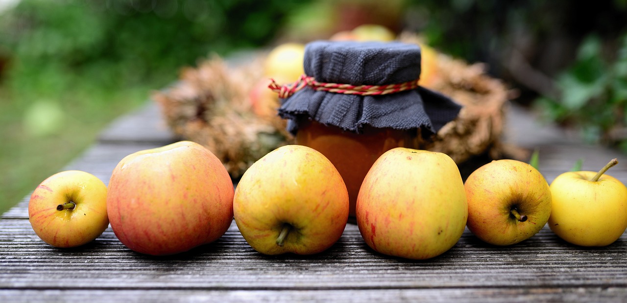 entdecken sie köstliche hausgemachte marmeladen mit frischen früchten und natürlichen zutaten – perfekt für ihr frühstück und snacks.
